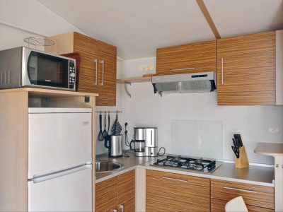 sun-lodge-aspen-mobile-home-interior-kitchen-12