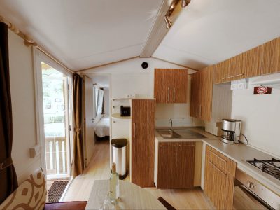 sunlodge-maple-mobile-home-interior-living-room-3