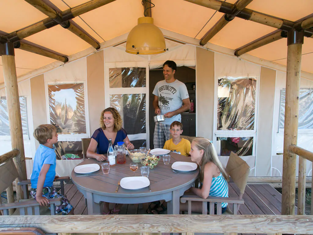 sunlodge-safari-tent-exterior-terrace-dining-area-4