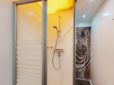 sunlodge-safari-tent-interior-bathroom-4