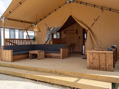 sunlodge-taiga-tent-exterior-terrace-i-2