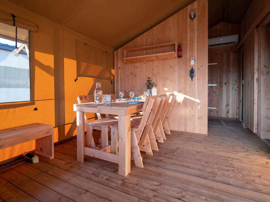 sunlodge-taiga-tent-interior-dining-area-2