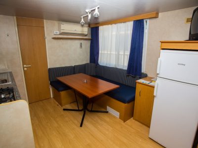 arena-medulin-mobile-home-medulin-sea-side-interior-living-room