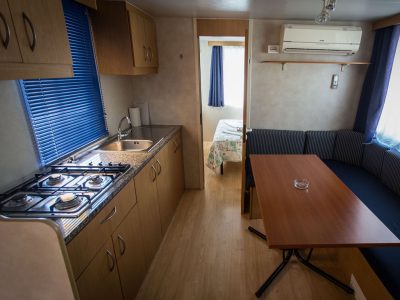 arena-medulin-mobile-home-medulin-sea-side-kitchen