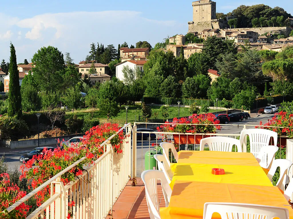 campsite-parco-delle-piscine-restaurant-with-a-view