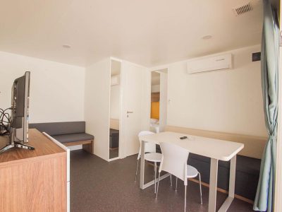 strasko-mobile-home-adria-superior-interior-living-room-2