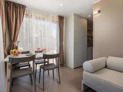 strasko-mobile-home-adria-superior-interior-living-room-i