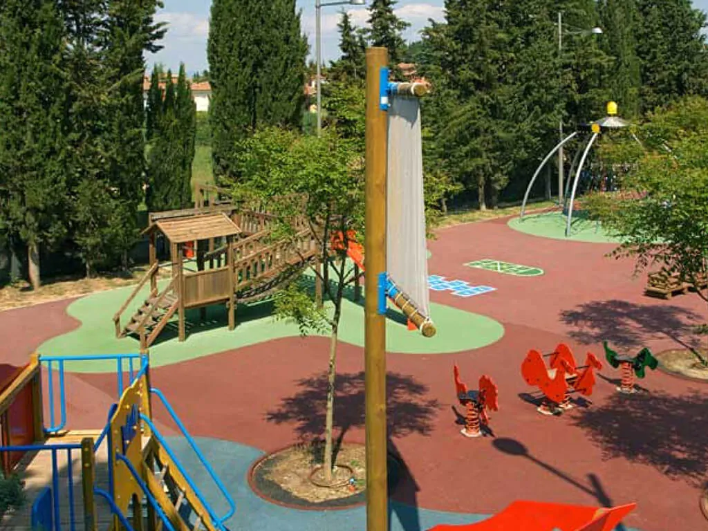 campsite-parco-delle-piscine-kids-playground-i