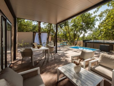 banki-green-istrian-village-mobile-home-exterior-terrace