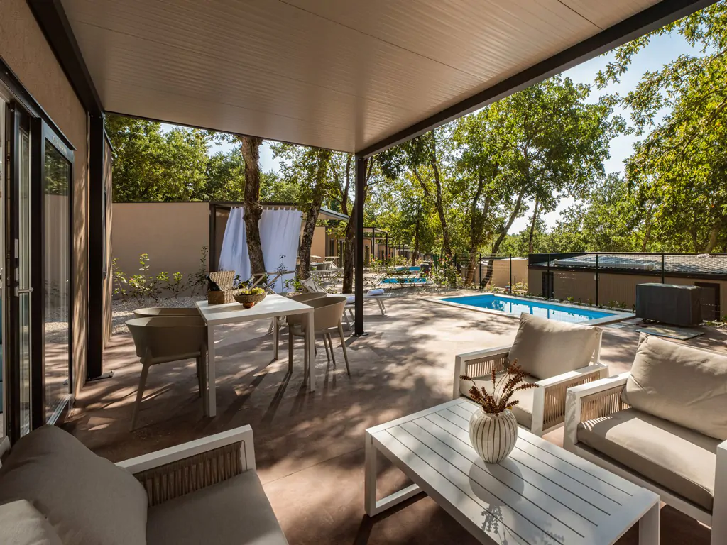 banki-green-istrian-village-mobile-home-exterior-terrace