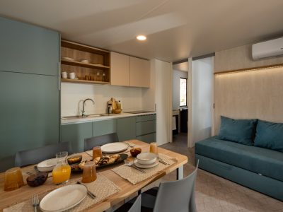 banki-green-istrian-village-mobile-home-interior-kitchen