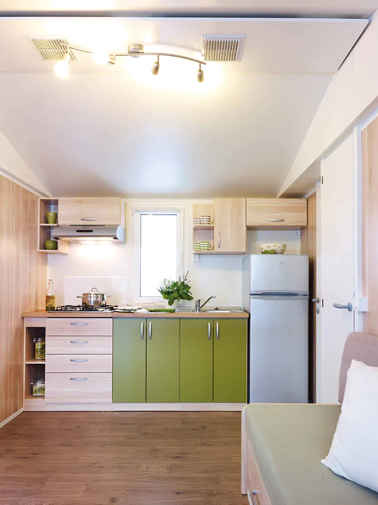 camping-paklenica-bluesun-interior-of-kitchen-in-mobile-homes-for-6-plus