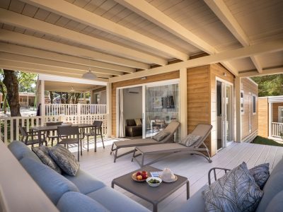 campsite-valkanela-mobile-home-forest-escape-exterior-terrace