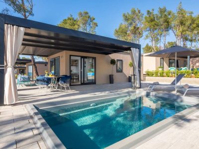 aminess-avalona-camping-resort-amber-sea-luxury-holiday-home-pool-ii