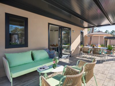aminess-avalona-camping-resort-family-premium-holiday-home-terrace-i-2