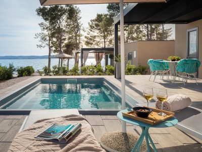 aminess-avalona-luxury-holiday-home-pool-sea-view-2