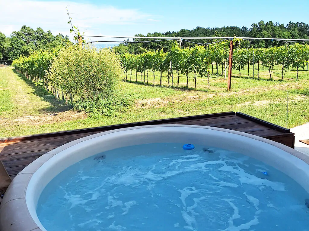 campsite-floria-glamping-with-jacuzzi