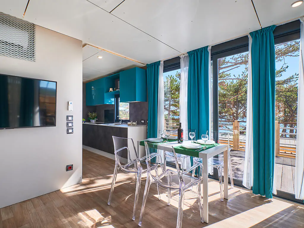 campsite-slatina-mobile-home-interior-kitchen-living-room-tv