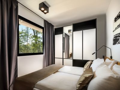 14_aminess_gaia_green_villas_pinus_villas_pinus_bedroom