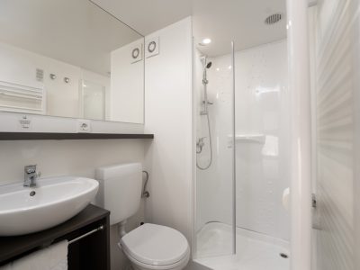 banki-green-istrian-village-interior-bathroom