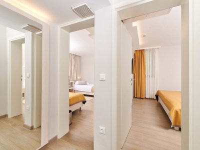 villas-bellevue-resort-classic-villa-plus-interior-hallway