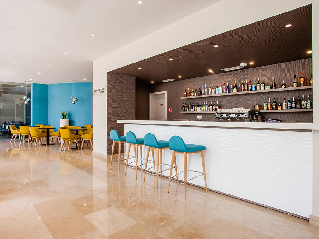 villas-mlini-resort-bar