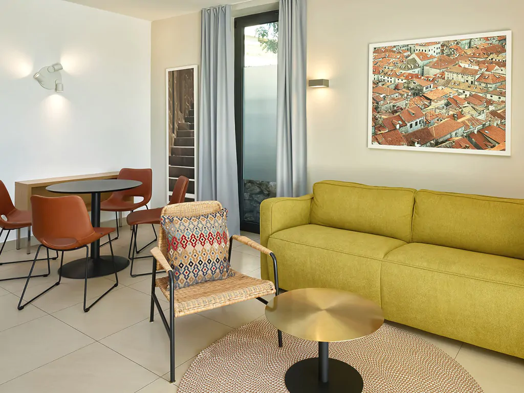 villas-mlini-resort-premium-beachfront-villa-interior