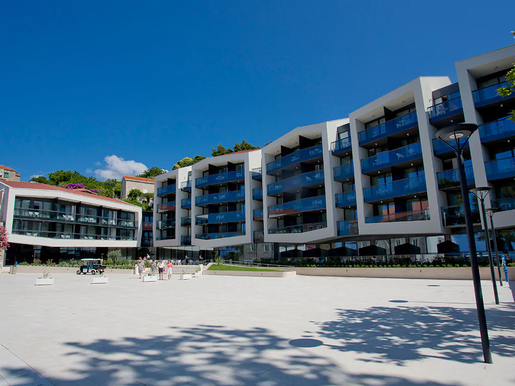 villas-mlini-resort-view-from-outside