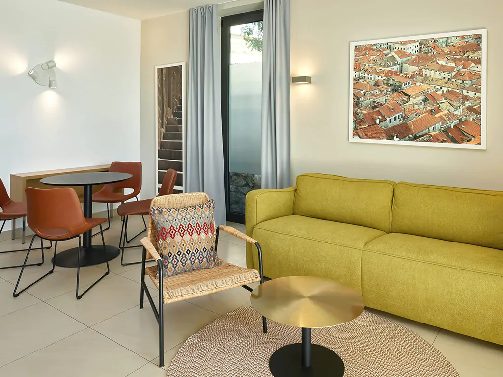 villasmlini-resort-premium-sea-side-villa-interior-living-room