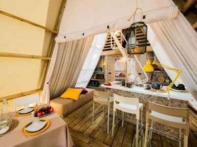boutique-santa-marina-interior-kitchen