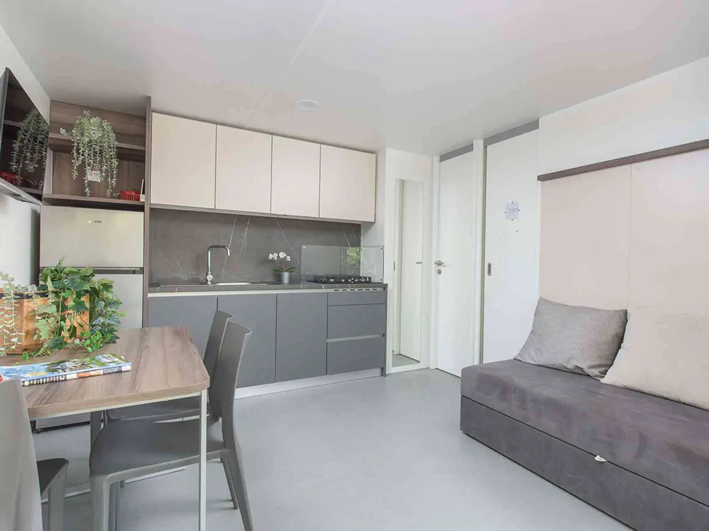 campsite-stobrec-split-mobile-home-vista-first-row-interior-kitchen-living-room
