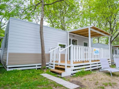 happy-relax-mobile-home-exterier-mobile-home-view