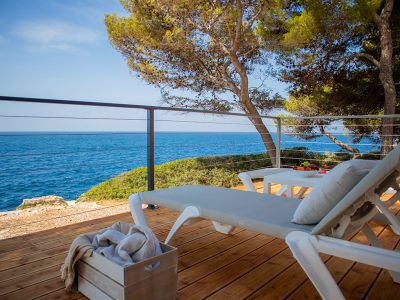 camping-stoja-deluxe-camping-villa-first-row-to-the-sea-exterior-terrace