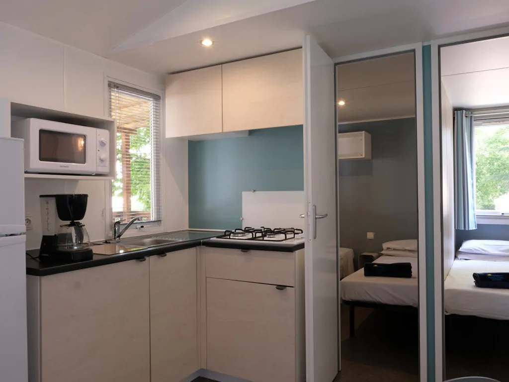 happy-camp-happy-premium-interior-kithcen