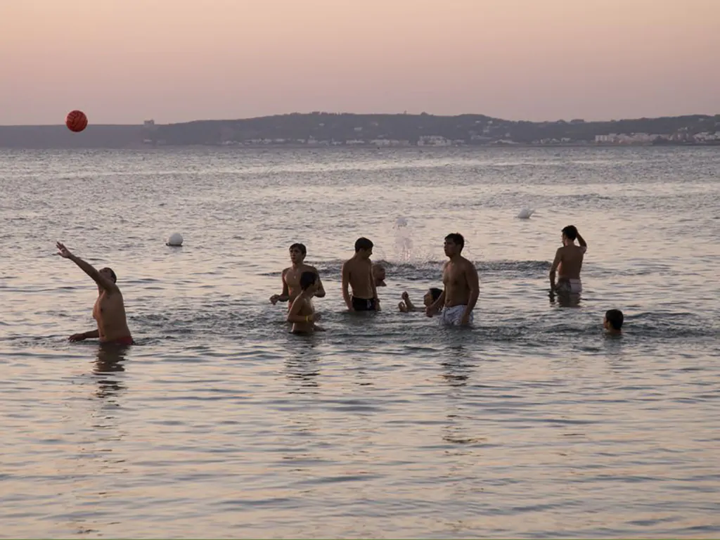 camping-la-vecchia-torre-beach-water-sport