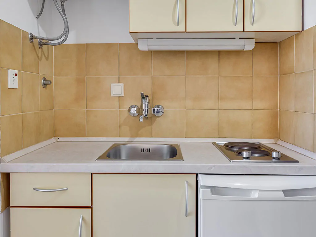 campsite-jezera-lovisca-apartament-c-interior-kitchen-top