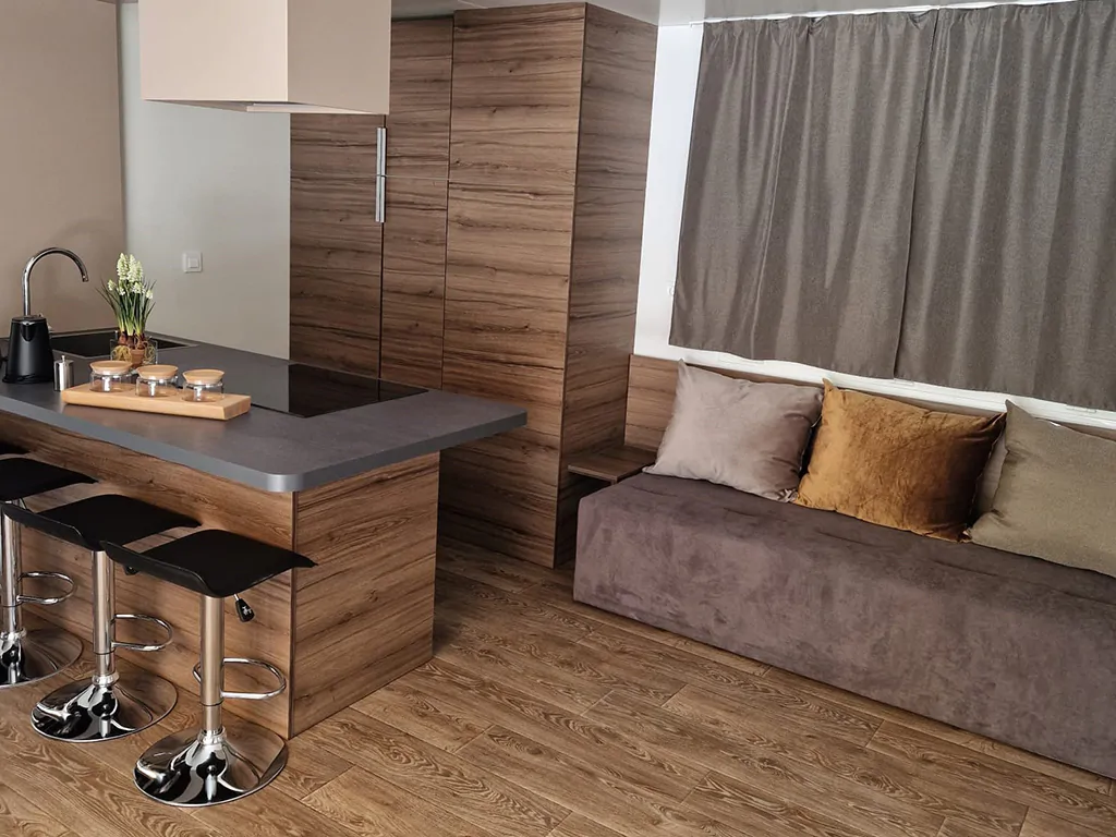 campsite-jezera-lovisca-mobile-home-deluxe-interior-living-room-2