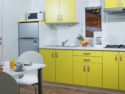 campsite-perna-mobile-home-superior-partial-seaview-living-room-kitchen-i