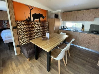 campsite-sun-lodge-babul-interior-living-room