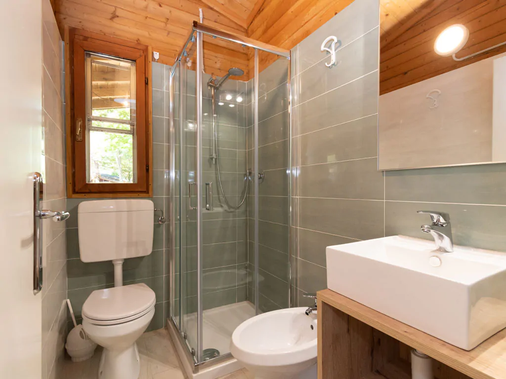 chalet-superior-dog-bath-room