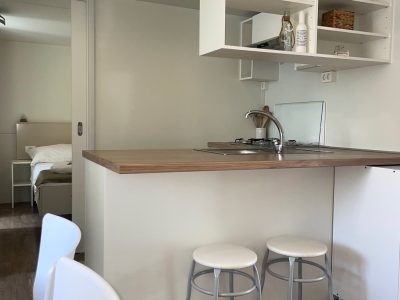 jezera-village-mobile-home-interior-kitchen