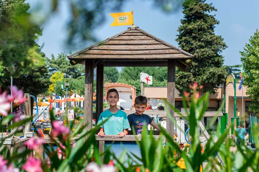kids-in-a-park