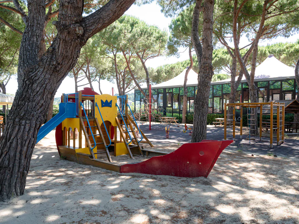 la-risacca-family-camping-village-childrens-playground