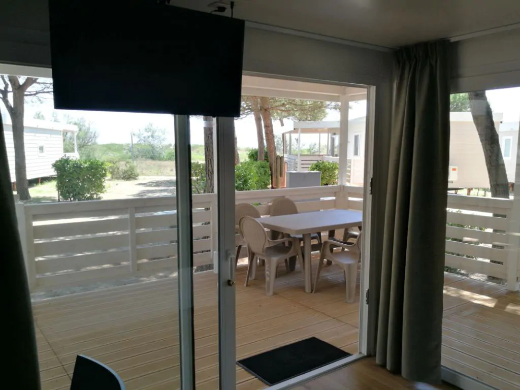 lodgde-deluxe-exterior-terrace-ii