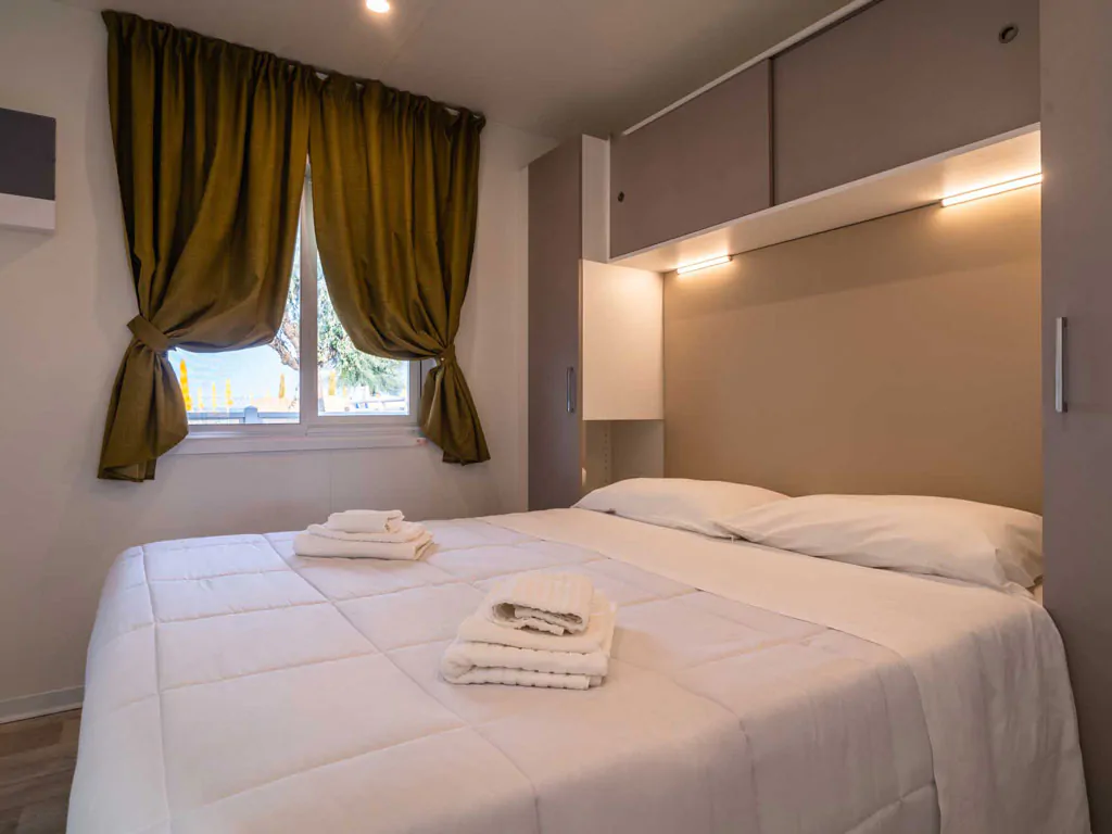 lodge-comfort-dog-interior-bedroom-ii-2