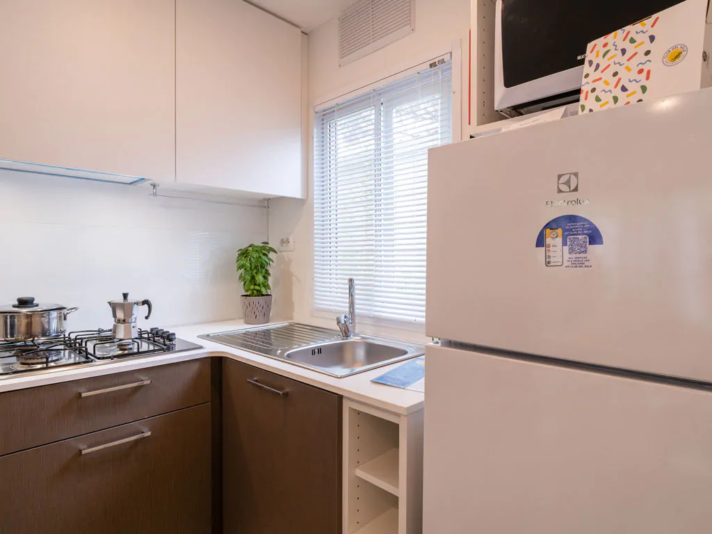 lodge-superior-dog-interior-kitchen-top