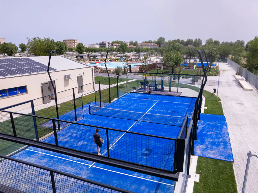 rimini-family-village-activities-tennis
