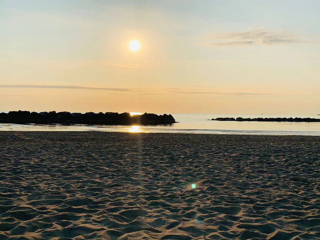 rimini-family-village-beach-sunset