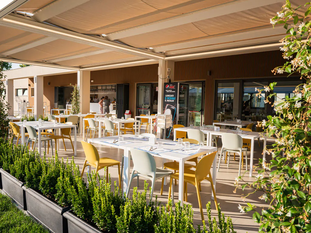 rimini-family-village-restaurant-iii