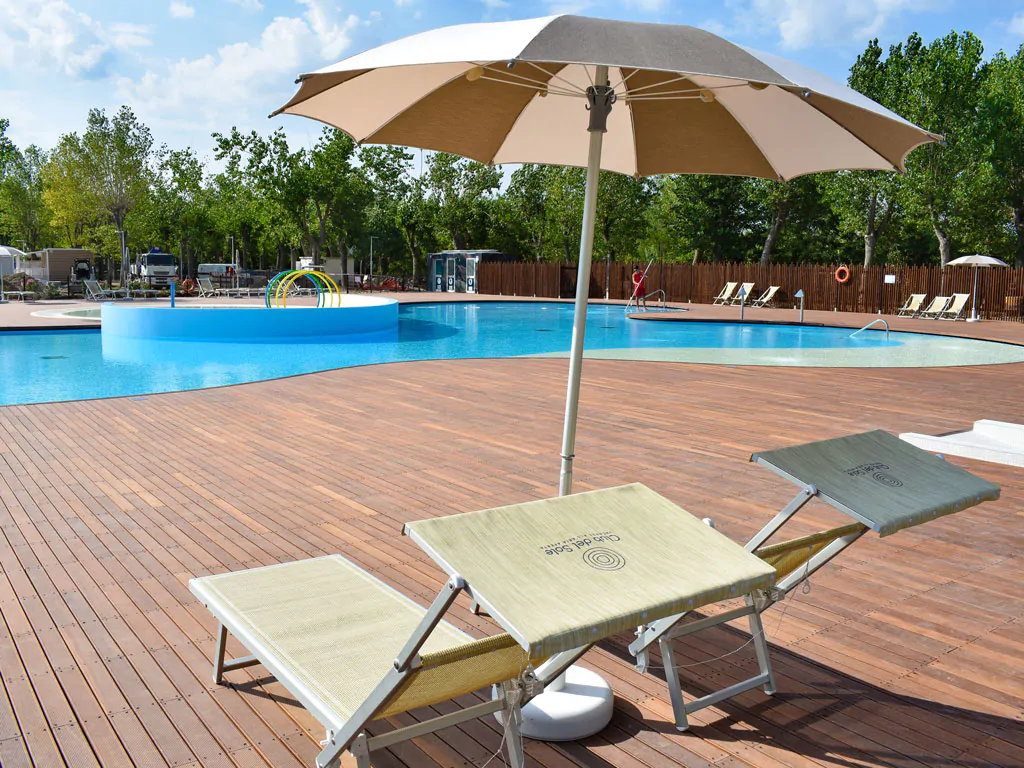 rimini-family-village-swimming-pool-i